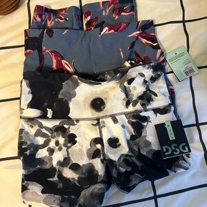 2 pair of DSG cropped leggings